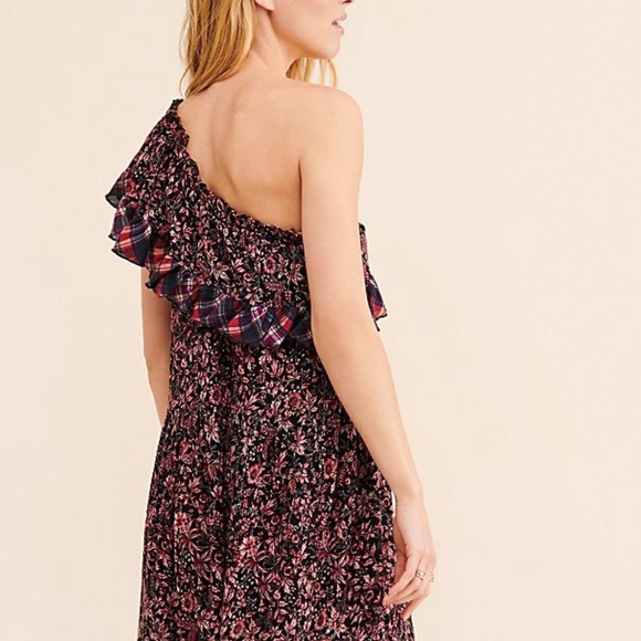 FREE PEOPLE WHAT ABOUT LOVE ONE SHOULDER FLOWY PLAID MAXI DRESS BLACK MOTIF M - Picture 7 of 16